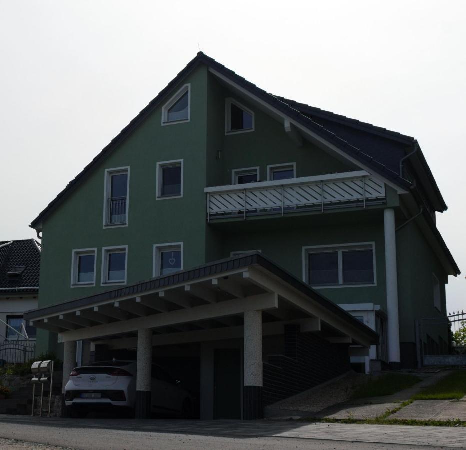 Ferienwohnung Schwarzkollm 호이에르스베르다 외부 사진